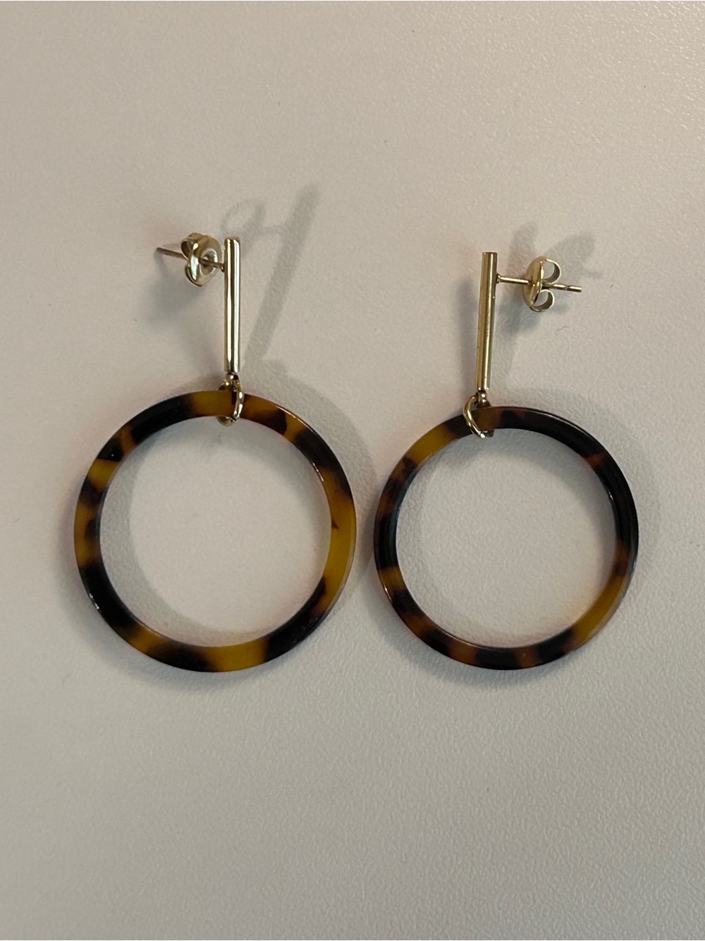 Tortoiseshell Hoop Drop Earrings - Gold Tone